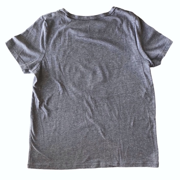 ⬇️ GRAYSON/THREADS Gray Star Short Sleeve T-Shirt 
•Size Girls Medium - Picture 4 of 11